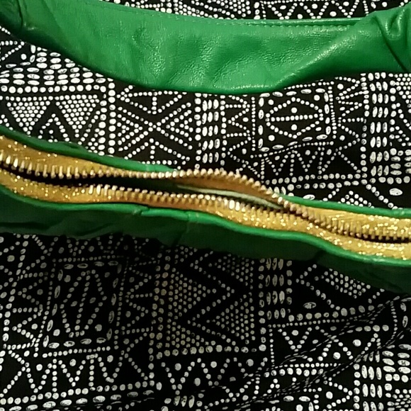 Goldenbleu Leather Handbag - Picture 2 of 12